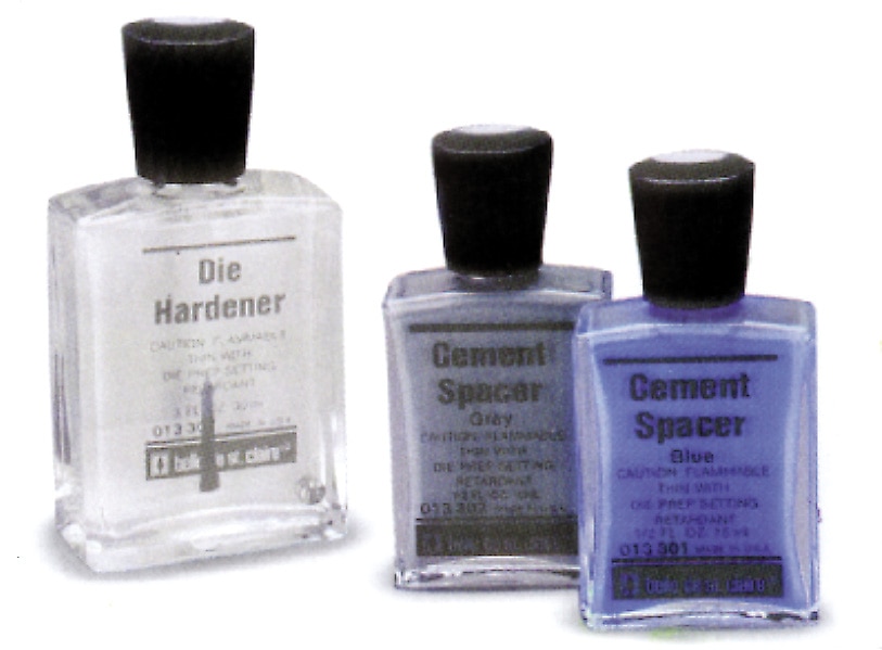 1017542_UK_Front_01_-Die-Sealer-and-Hardener-15ml.jpg